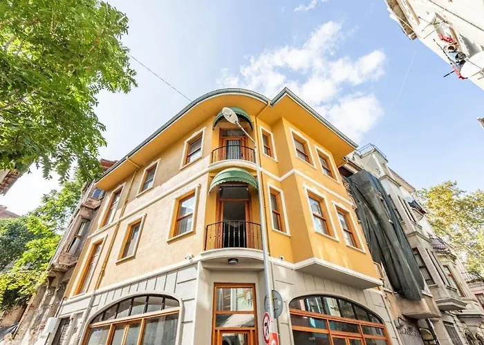 Beautiful Bright Cool Modern 1bd Balat Loft! #329 Lägenhet *