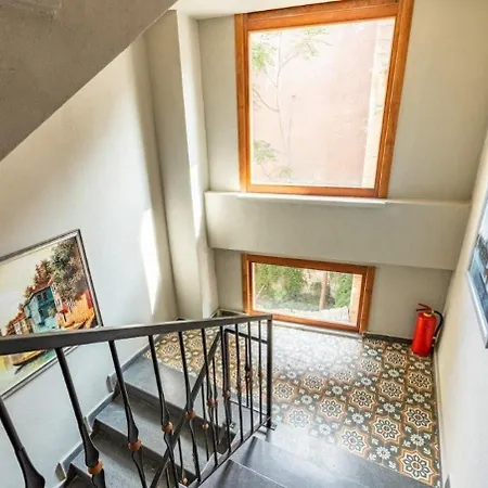 Apartman Beautiful Bright Cool Modern 1bd Balat Loft! #329 *